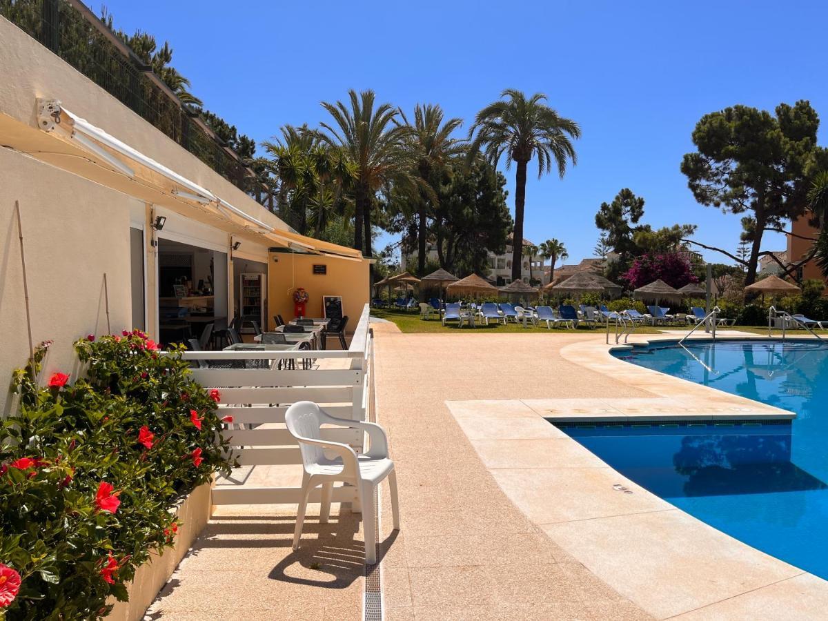 Vistas Al Mar Marbella Del Este Extérieur photo
