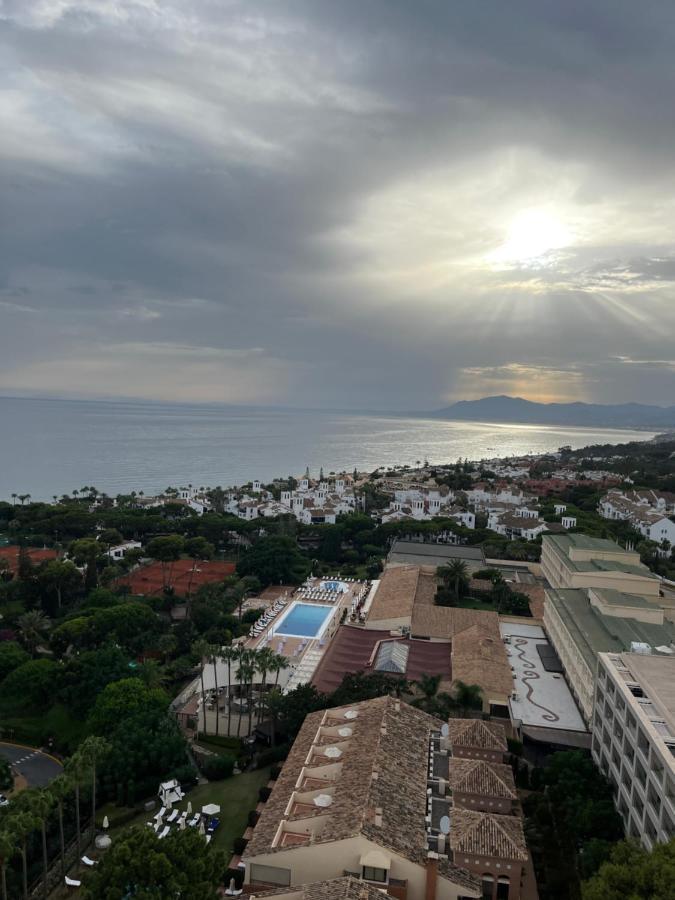 Vistas Al Mar Marbella Del Este Extérieur photo