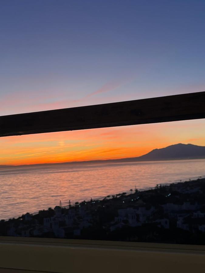 Vistas Al Mar Marbella Del Este Extérieur photo